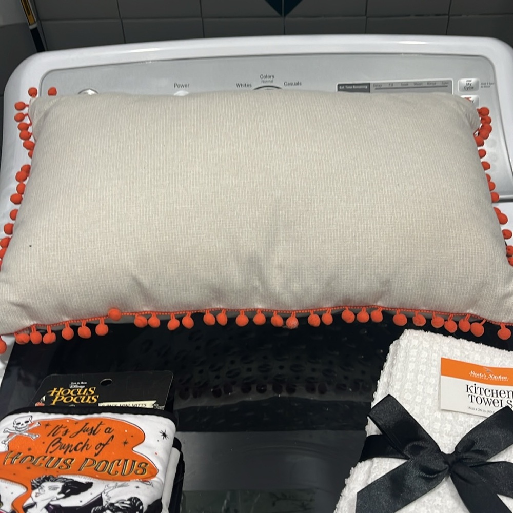 Home Halloween bundle - Picture 5 of 5